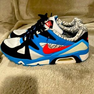 Mike air structure size 9.5